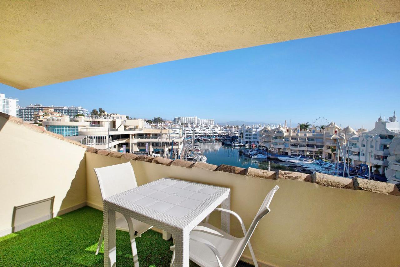 Luxury In Puerto Marina Apartman Benalmádena Kültér fotó